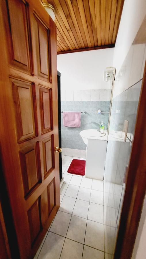 Don Carlos Place Upper Unit Alajuela Bagian luar foto