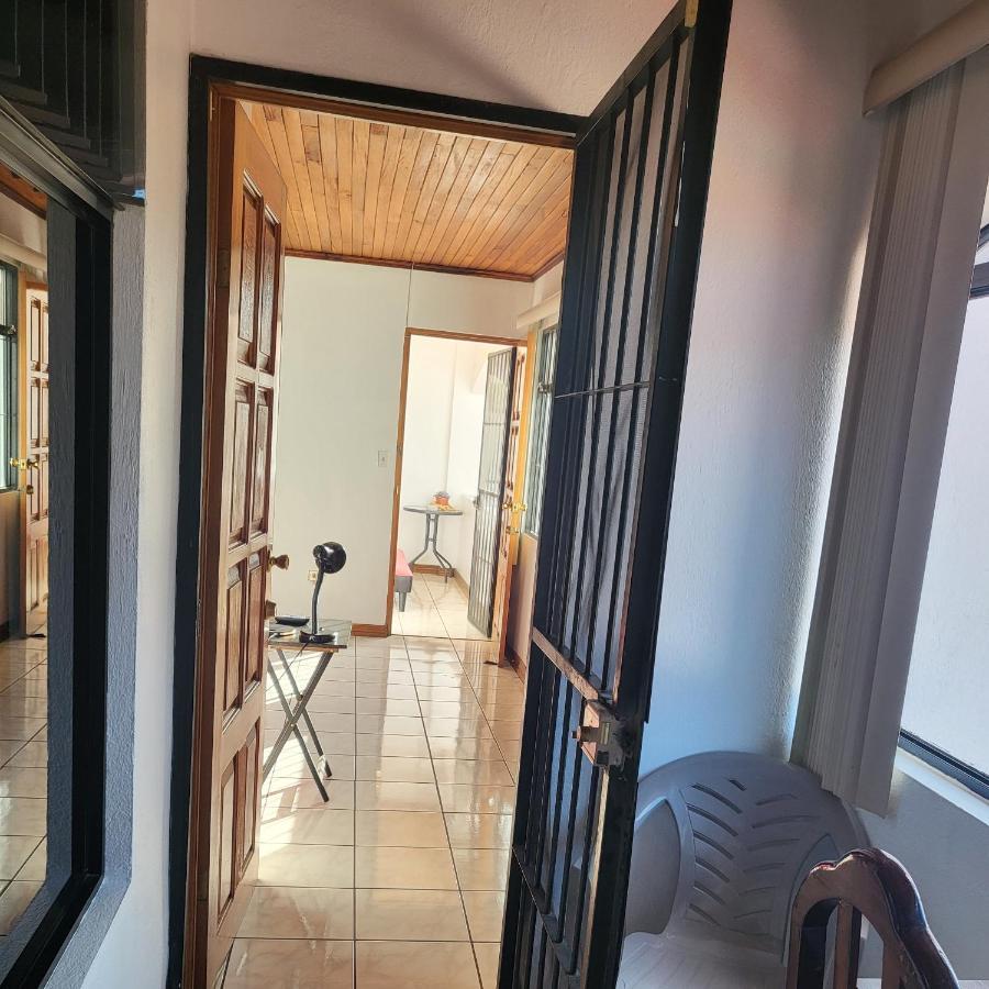 Don Carlos Place Upper Unit Alajuela Bagian luar foto